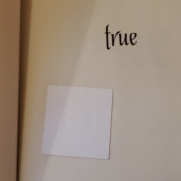 Hilary duff book true - Picture 4 of 5